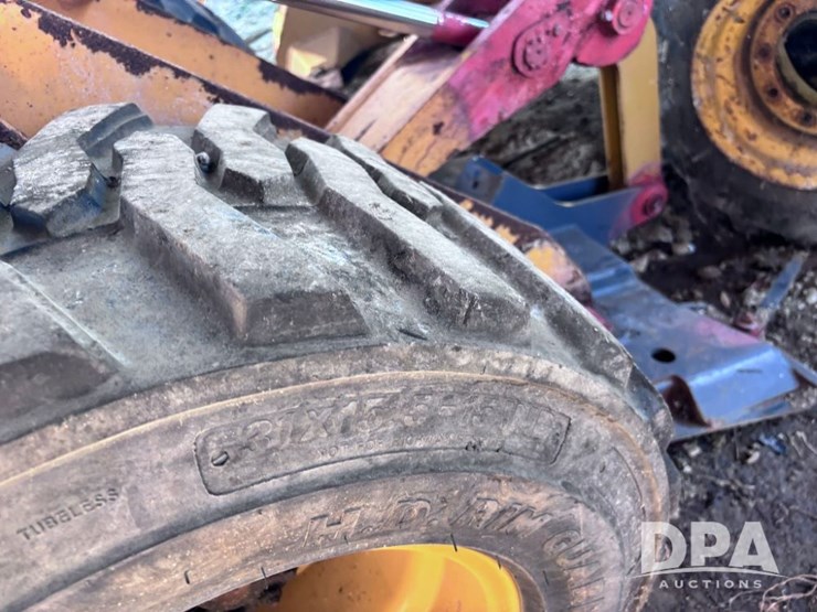 2001-swinger-2000-image-12