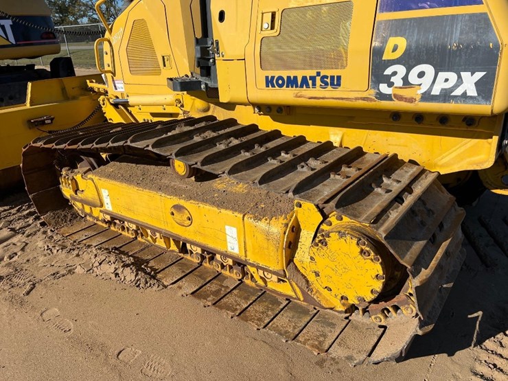 komatsu-d39px-24-image-9