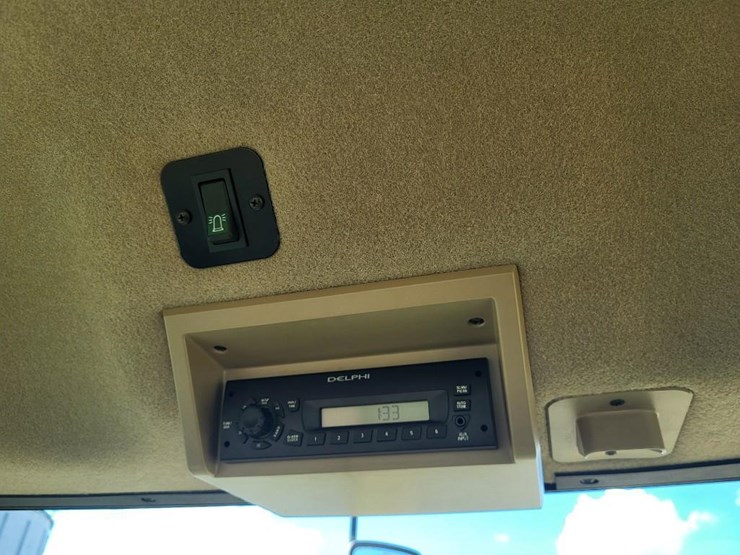 2009-john-deere-7730-image-76