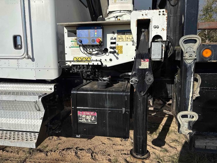 2006-kenworth-t800-image-18