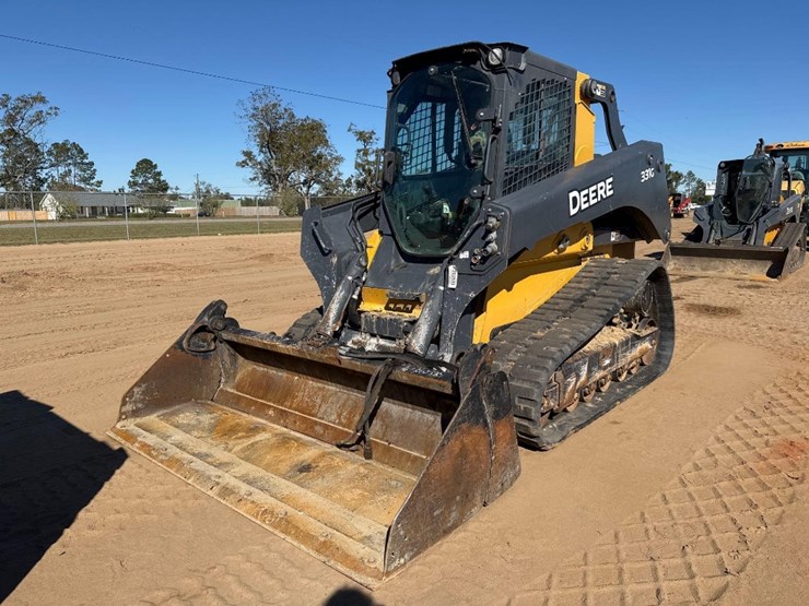 deere-331g-image-2