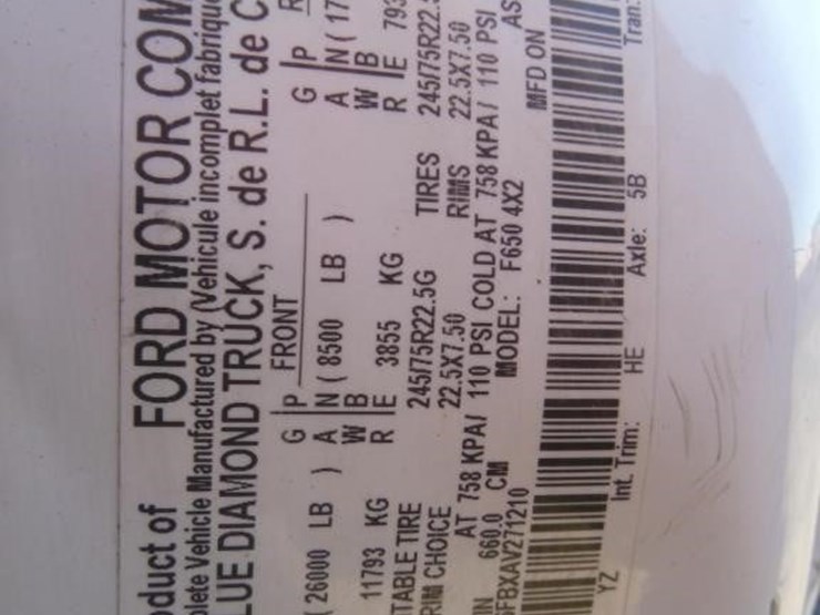 2010-ford-f650-image-21