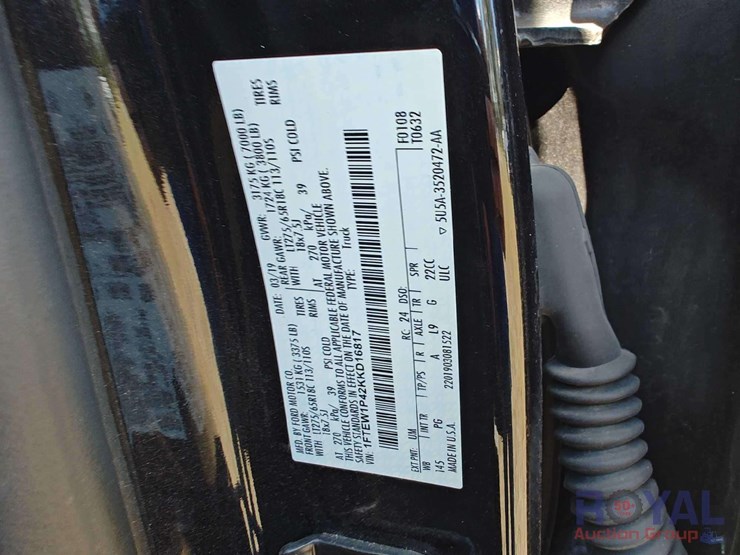 2019-ford-f150-image-5