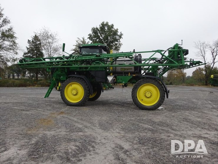 2022-john-deere-410r-image-40