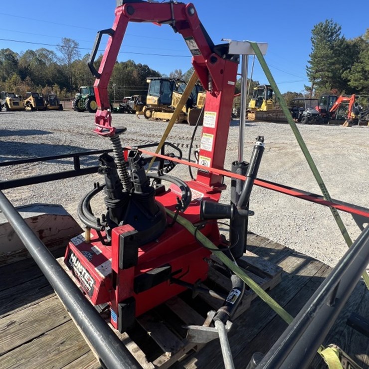 #4628 • Butler Hunter Tire Machine