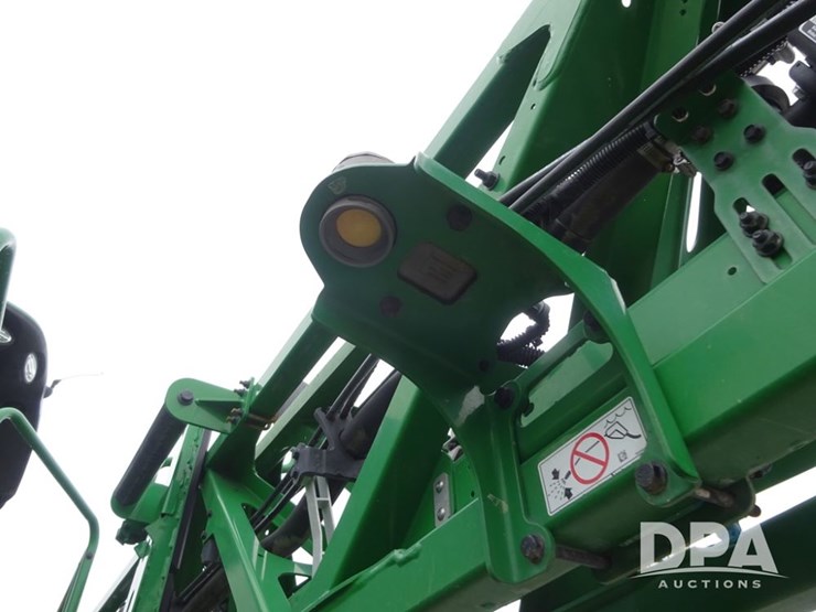 2021-john-deere-r4038-image-48