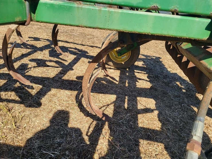 john-deere-714-image-26