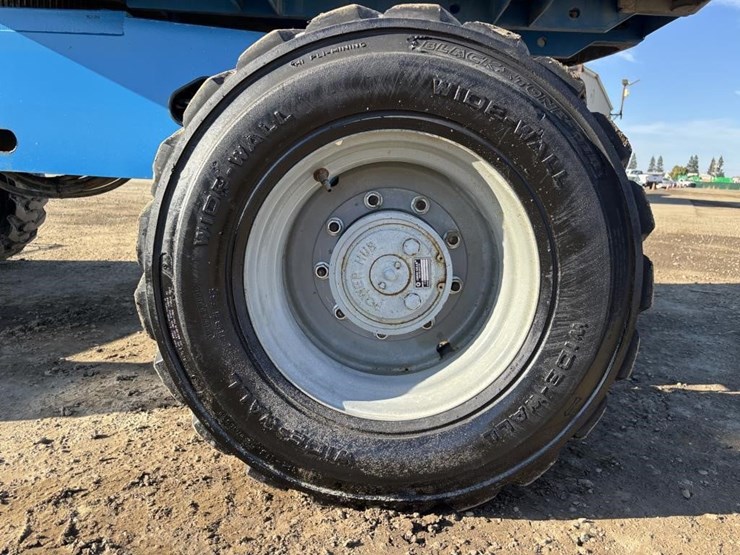 2013-genie-s40-image-17