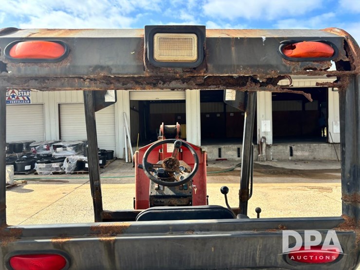 massey-ferguson-7500-image-30