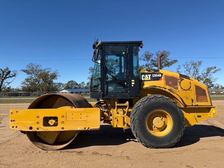 caterpillar-cs54b-image-1