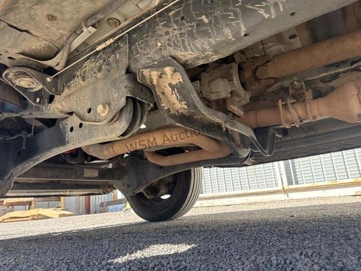 2016-ford-f550-image-30