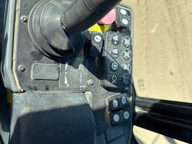 caterpillar-cs54b-image-22