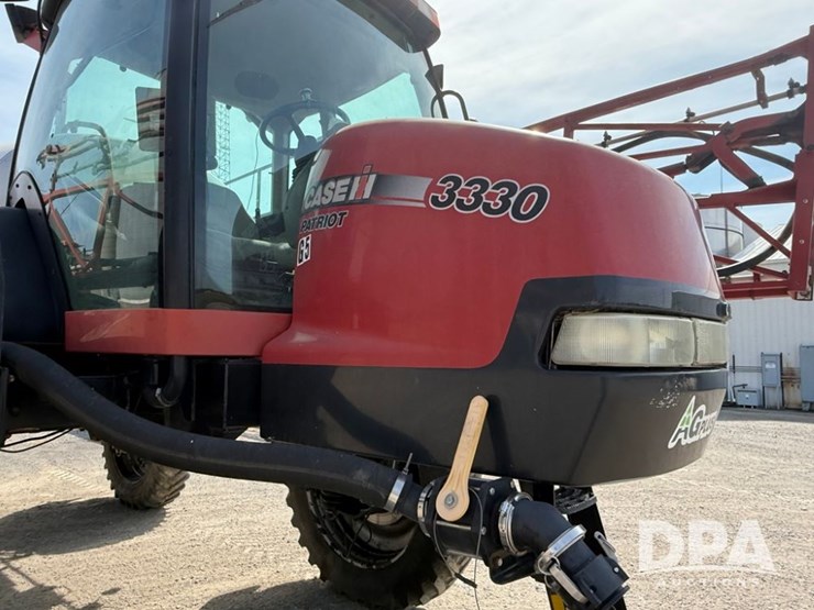 2009-case-ih-patriot-3330-image-33