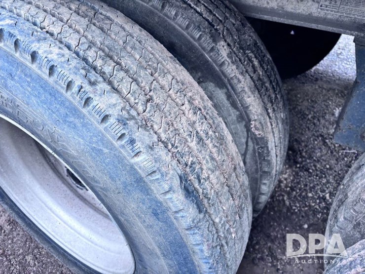 2006-travis-end-dump-image-32