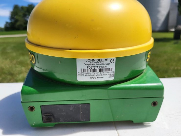 john-deere-3000-image-2