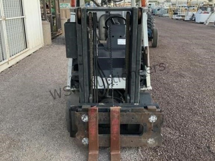 unicarrier-mcp1f2a20lv-forklift-image-3