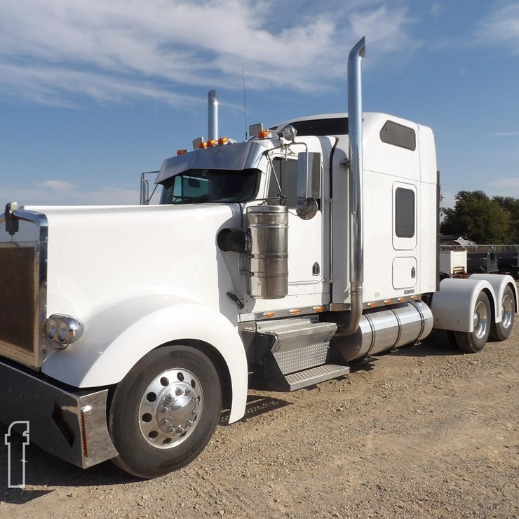 2005 KENWORTH W900L