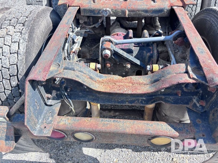 1993-mack-ch613-image-41