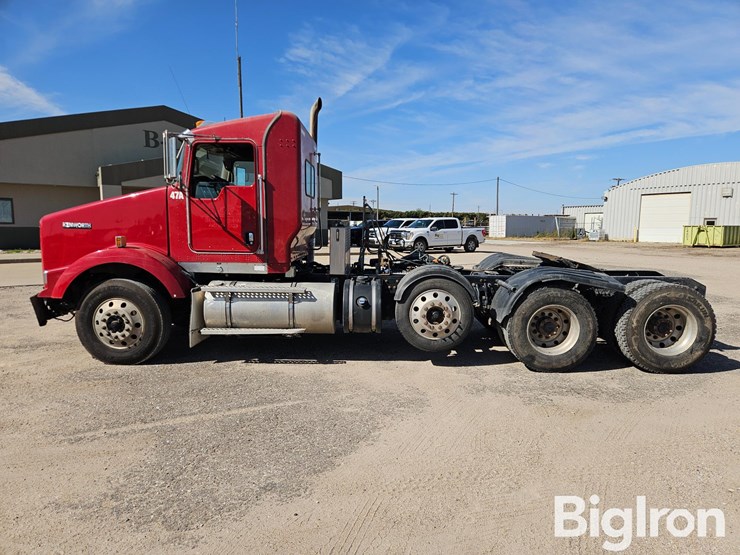 2019-kenworth-t800-image-8