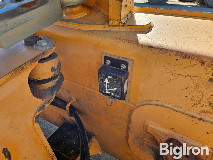 2003-case-650k-lt-image-12