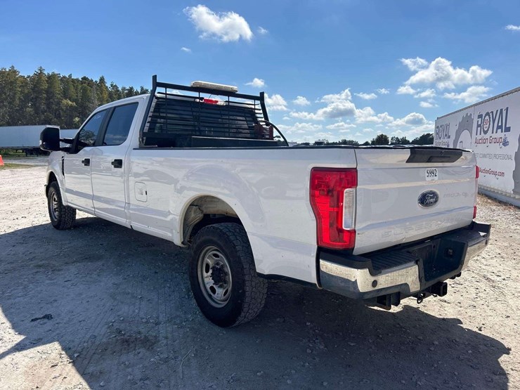 2019-ford-f250-image-4