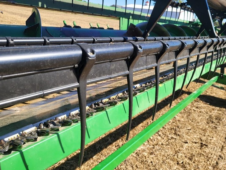 john-deere-630f-image-23