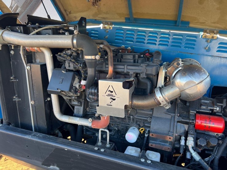 2017-genie-gth844-image-17