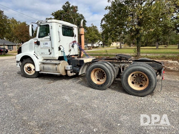 2005-international-9200i-image-16