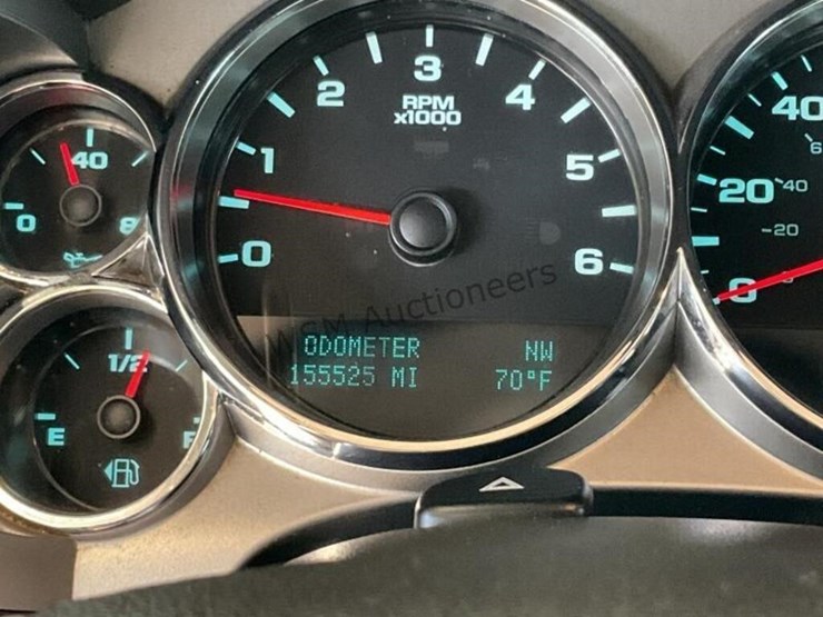 2013-chevrolet-silverado-1500-image-17