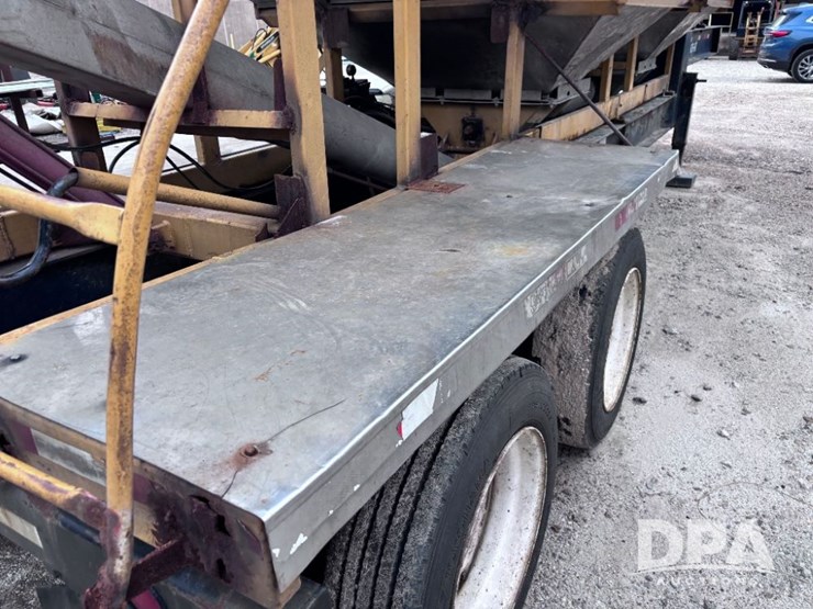 2004-magnolia-trailer-image-29