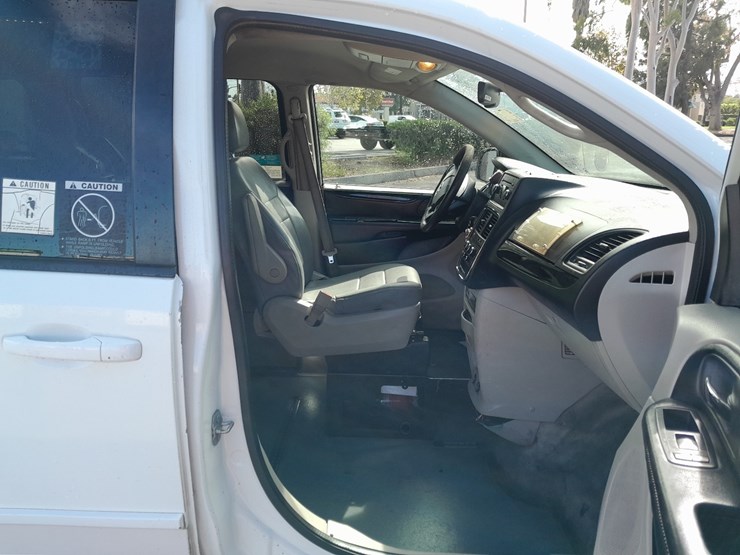 dodge-caravan-image-5