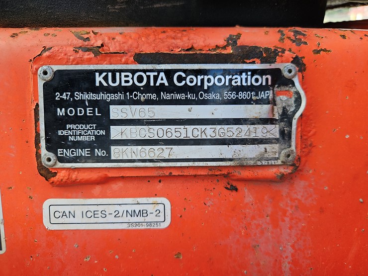 2019-kubota-ssv65-image-6