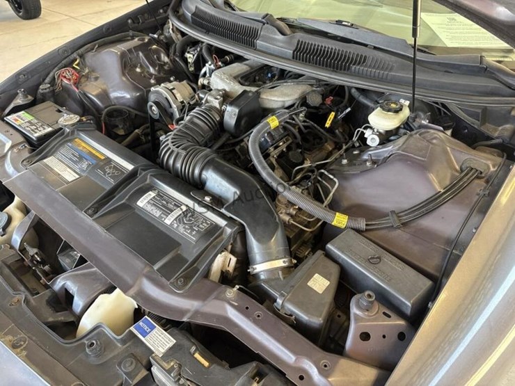 1994-chevrolet-camaro-hatchback-image-11