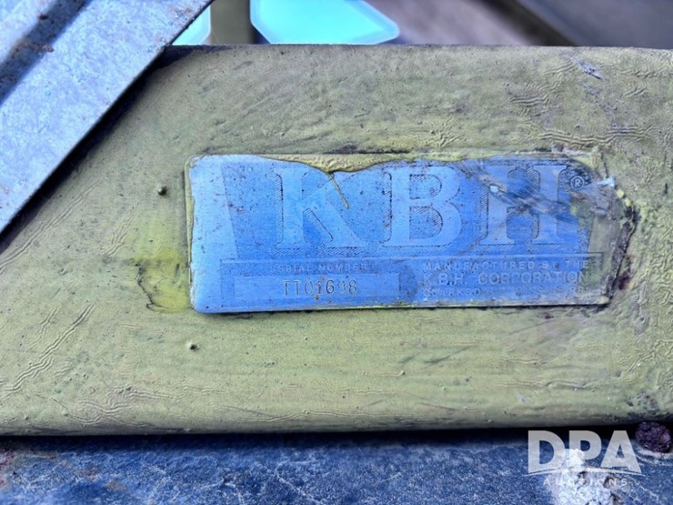 2004-magnolia-trailer-image-50