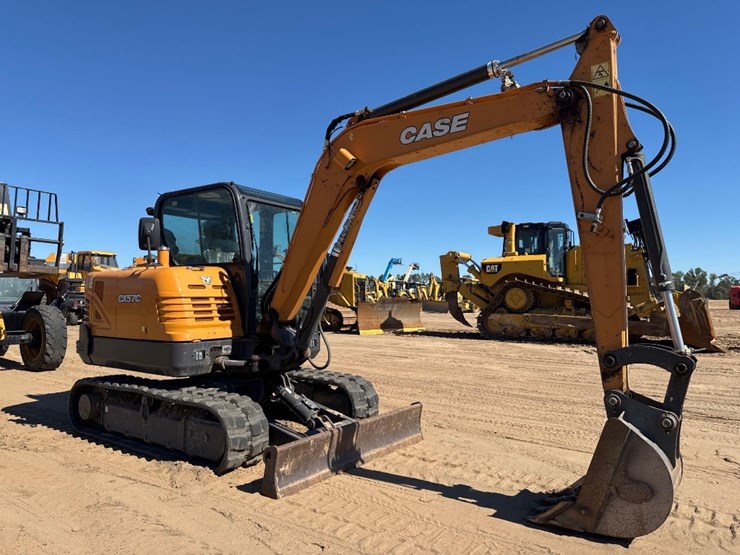 2022-case-cx57c-image-4