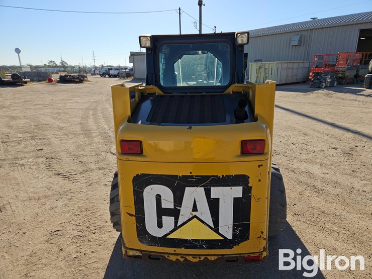 2013-caterpillar-226b3-image-6
