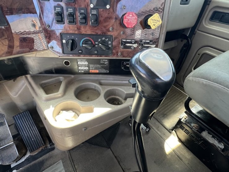 international-9200-image-14