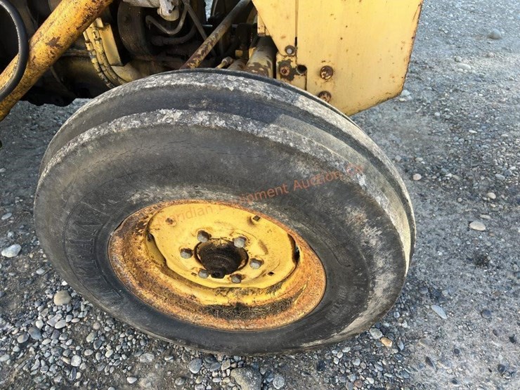 massey-ferguson-40-image-7