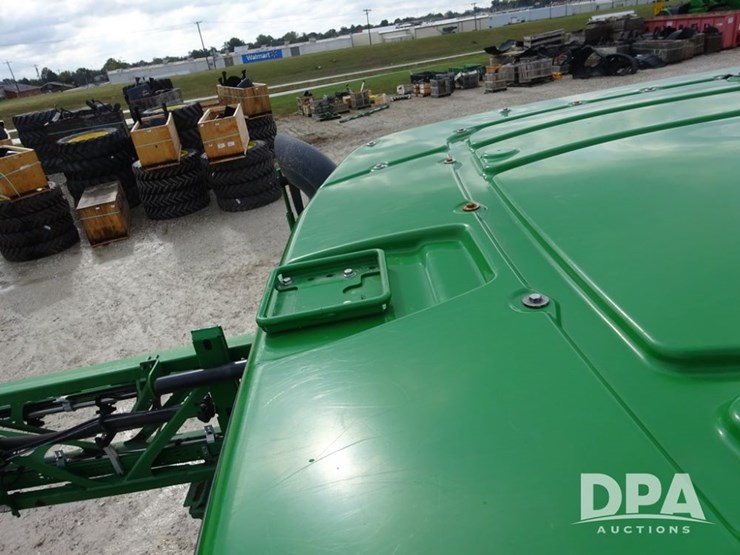 2021-john-deere-r4045-image-121