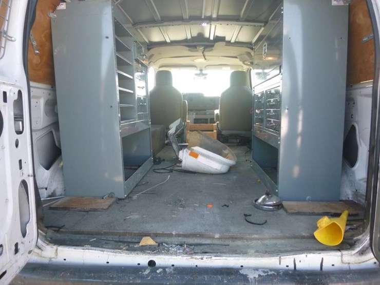 2013-ford-e150-image-9