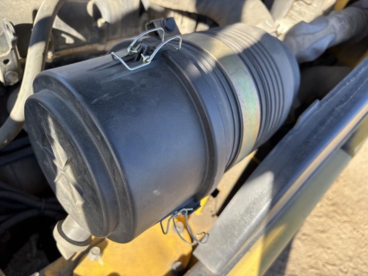 2011-hyundai-30l-7a-image-37