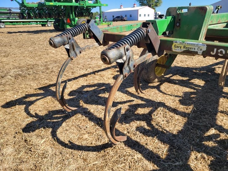 john-deere-714-image-21