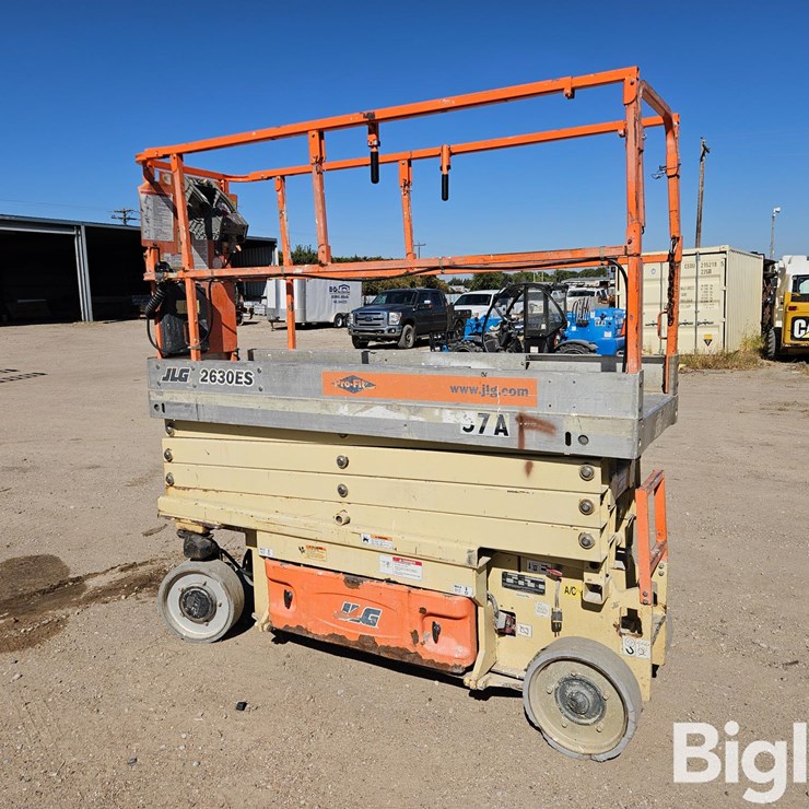 2006 JLG 2630ES