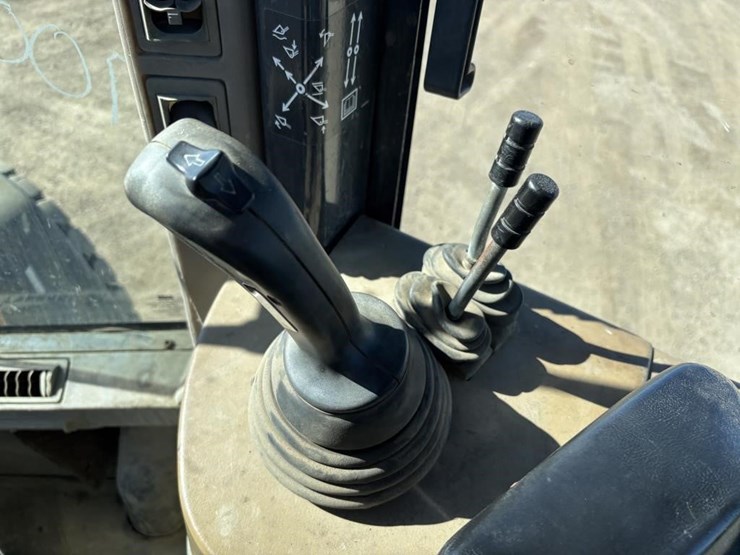 2004-case-721d-image-37