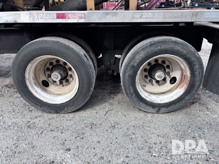 2004-magnolia-trailer-image-24