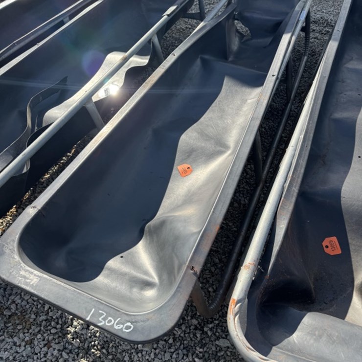 #13060 • Feed Trough
