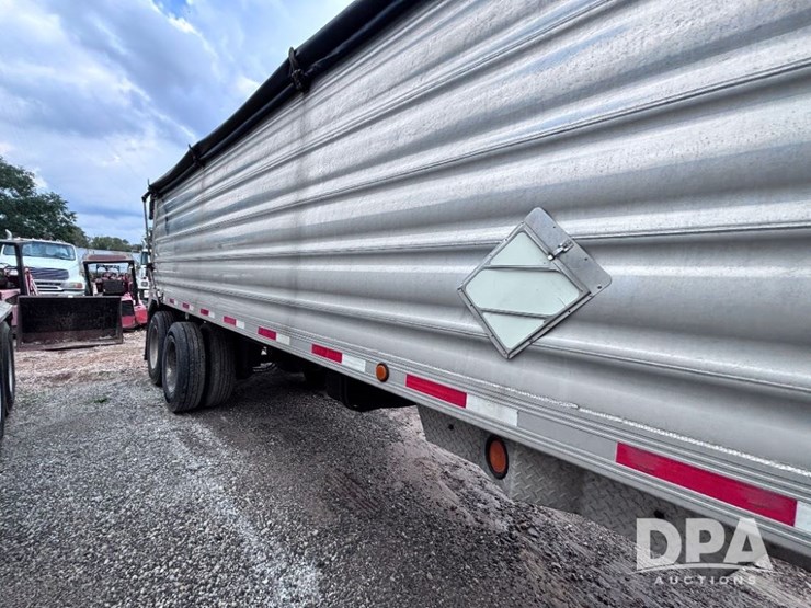 2006-travis-end-dump-image-8