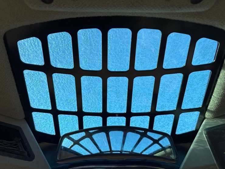 caterpillar-242d-image-24