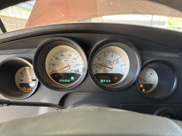 2006-dodge-charger-sdn-image-17