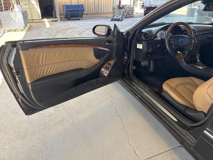 2007-mercedes-benz-clk-350-convertible-image-18